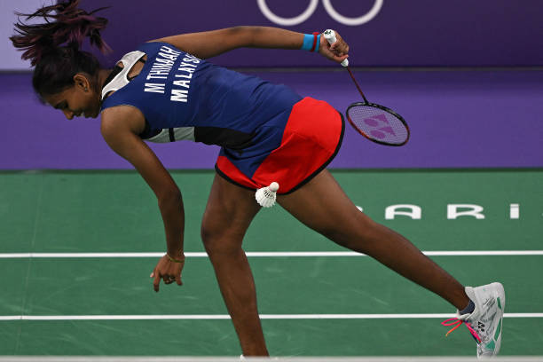 羽毛球发球战术：利用左右晃动打乱对手节奏