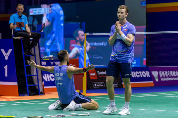 网球双打球场的标准尺寸:长、宽各是多少?