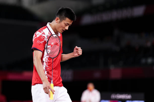 羽毛球扣杀是否犯规？规则详解与常见误区