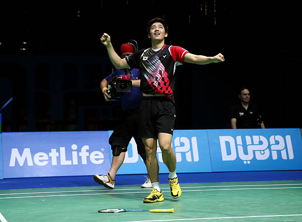 羽毛球比赛换边与休息规则图解说明