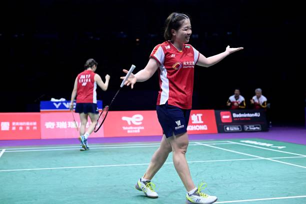 从LOGO到文化:揭秘林丹服饰的三大标志性元素