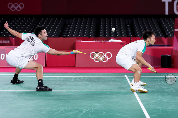 羽毛球拍品牌标志大全:从经典到新锐,一网打尽