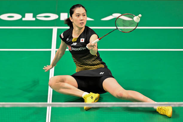 垫步技巧详解:如何让你的羽毛球步法更灵活