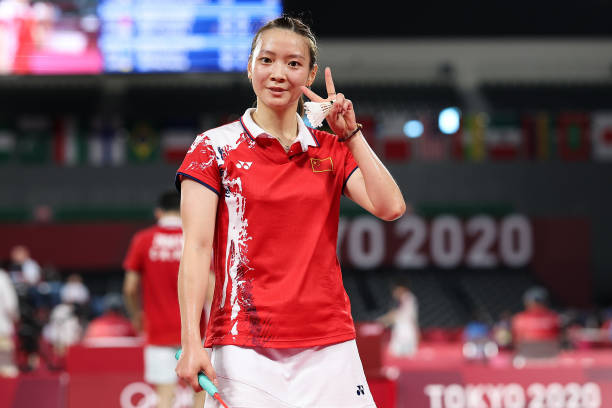 李宁风刃900系列深度测评：哪款更适合双打？