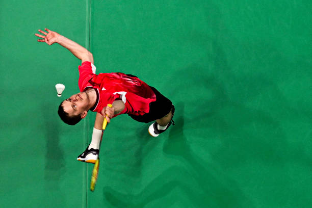 主裁在比赛结束后的职责：记录比分与提交报告