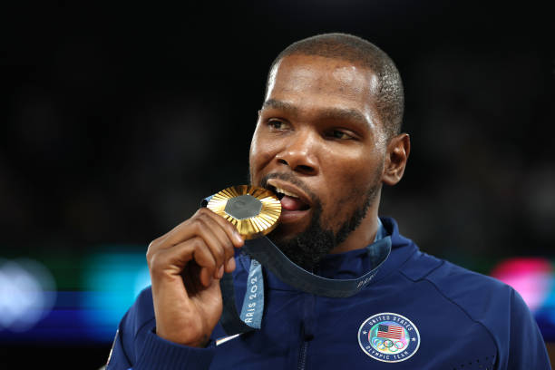 篮球的篮：从发明到全球普及的历史足迹