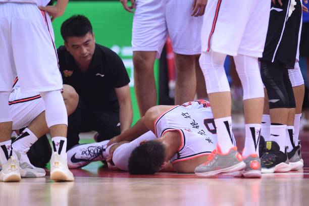 通过FIBA认证的篮球架常见问题及解决方法