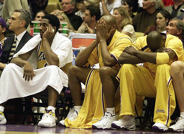 篮球馆屋顶结构选择:膜结构vs传统钢结构的优劣比较