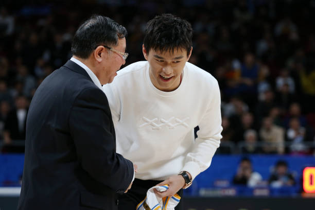 篮球越位犯规的误解与澄清：你真的懂了吗？