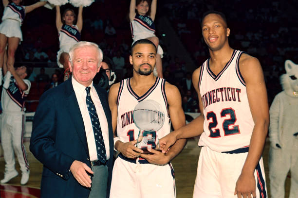 身高对控球后卫防守能力的影响有多大?