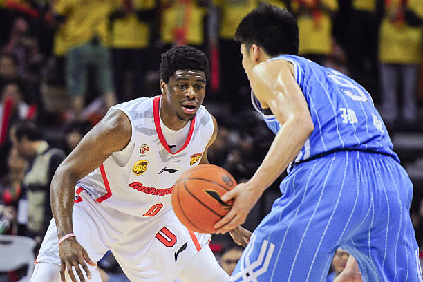 拉里·伯德与魔术师约翰逊的MVP之争