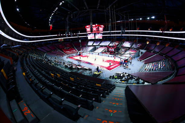 重温80年代经典:埃尔文约翰逊对阵凯尔特人的精彩集锦