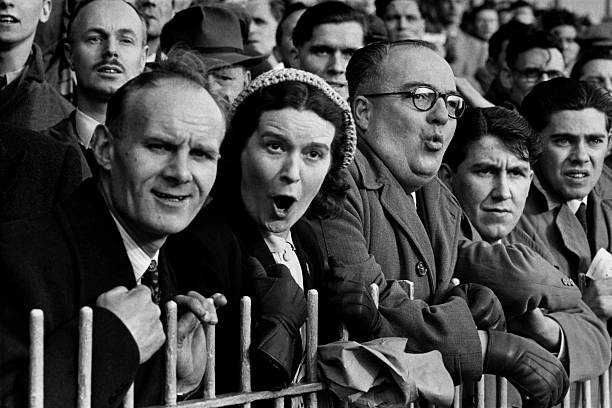 足球迷必读：间接任意球和直接任意球的区别与判罚标准