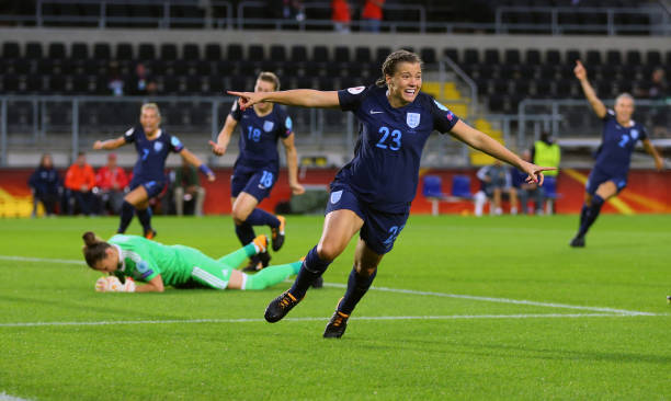 欧洲杯金靴奖进球数对比：C罗、格列兹曼谁更胜一筹？