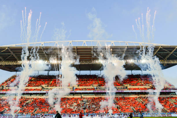 齐达内:法国队的传奇中场与不朽灵魂