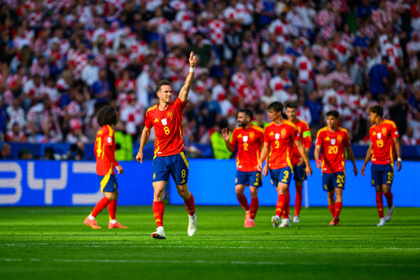 为什么法国足球被称为“足坛奥斯卡”的主办方？