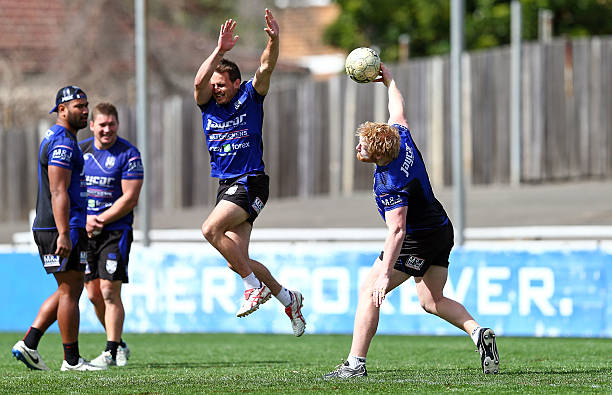双星闪耀：梅西与C罗同场竞技的十大经典时刻