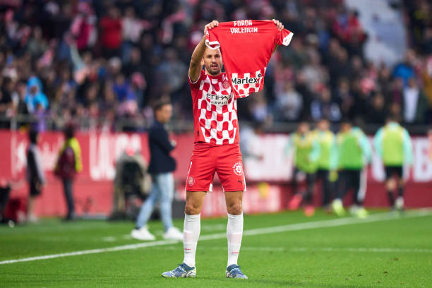 球迷投票：你心中的GOAT是马拉多纳还是罗纳尔多？