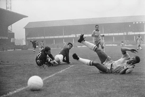 帽子戏法背后的故事：足球术语的趣味解读