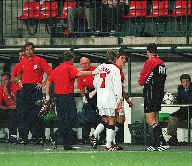 英超第一福星引发豪门竞逐，阿森纳曼联谁将笑到最后？