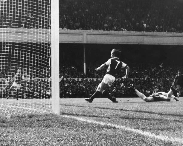 德甲军团欧战全胜!五大联赛唯一不败神话诞生