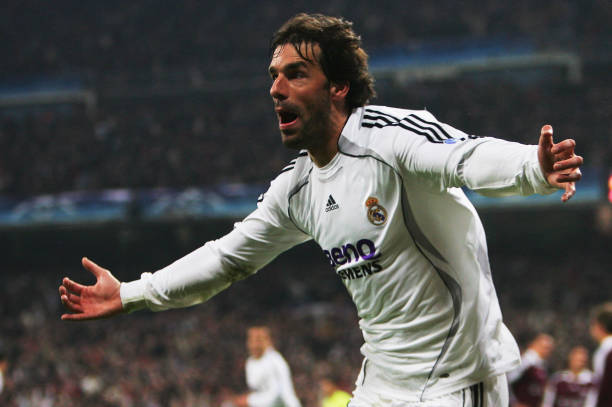 从C罗“筷子挑战”到J罗中超之旅,看两位巨星如何向中国示好