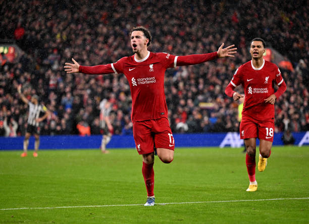 重温2021欧洲杯:那些改变命运的点球瞬间