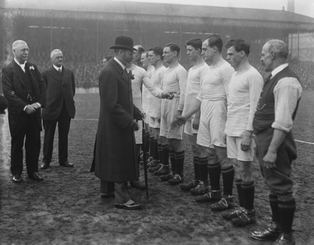 足球加时赛规则对比：金球制胜与银球制胜的优劣分析