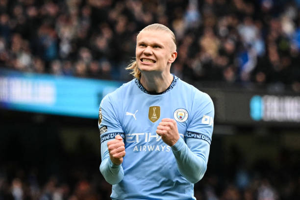 穆谢奎进球集锦:足球场上的传奇时刻!