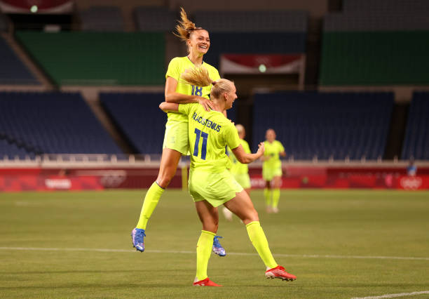 解读马特乌斯克罗斯的象征意义