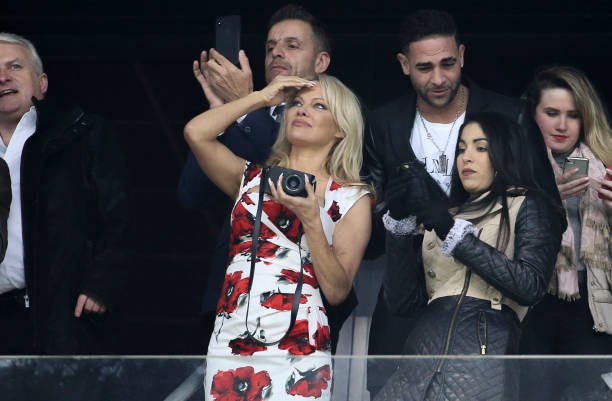 豪门儿媳养成记：贝克汉姆儿媳妇的家境与成长故事