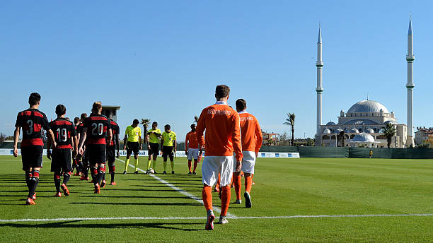 足球美学大师博格坎普的经典进球集锦