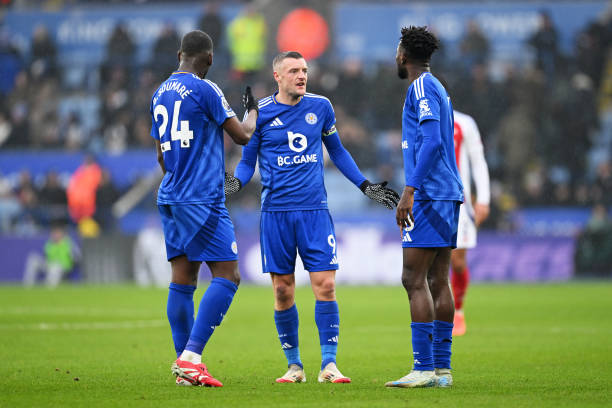 从草根到巅峰:历届欧冠决赛场地如何塑造足球历史?