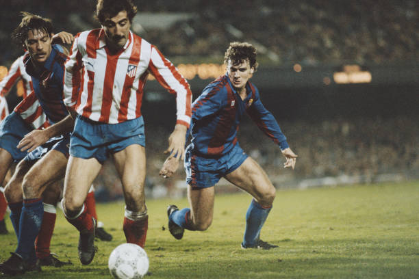 马拉多纳的出生日期:回顾传奇球星的诞辰