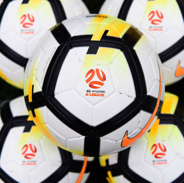 欧冠球迷必备!5款热门直播软件对比,哪款更适合你?