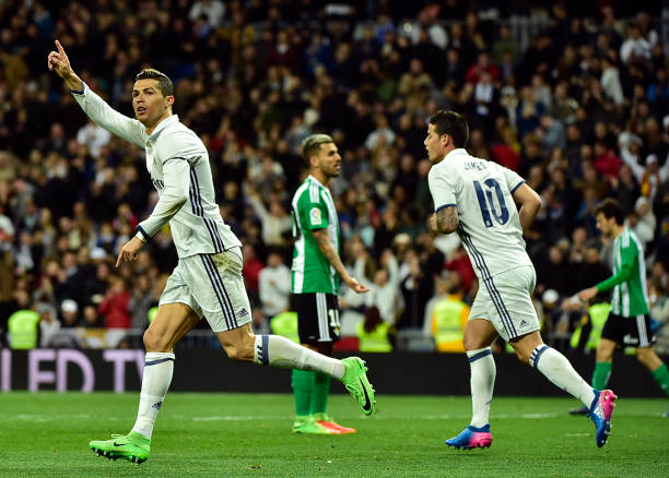 谁是最强任意球手?数据说话,现役球员任意球成功率分析