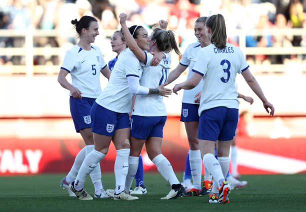 巴黎圣日耳曼能否卫冕?法甲最新夺冠形势分析