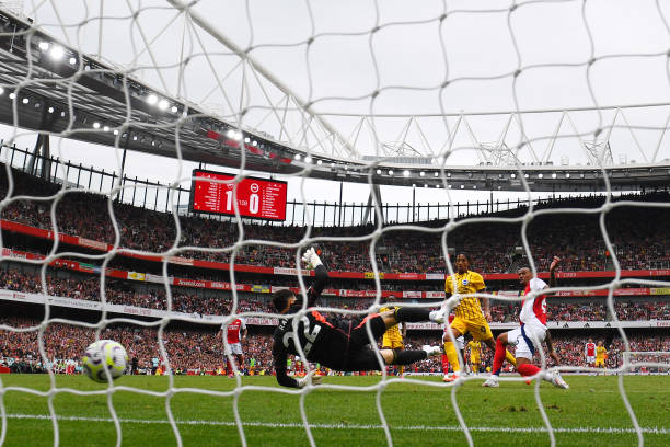 法甲新晋球队队徽介绍:新面孔,新象征