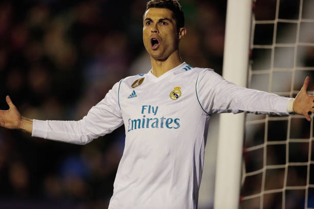 欧冠资格赛第一轮战报:最新赛果一览