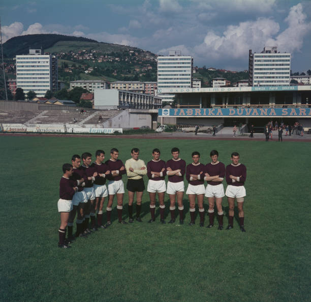 曼城欧冠集锦：蓝月军团闪耀欧洲之夜