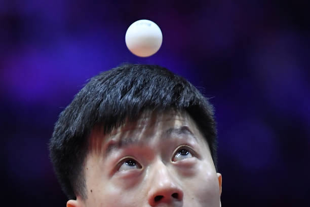 训练累了怎么办?看孙颖莎王楚钦如何花式解压