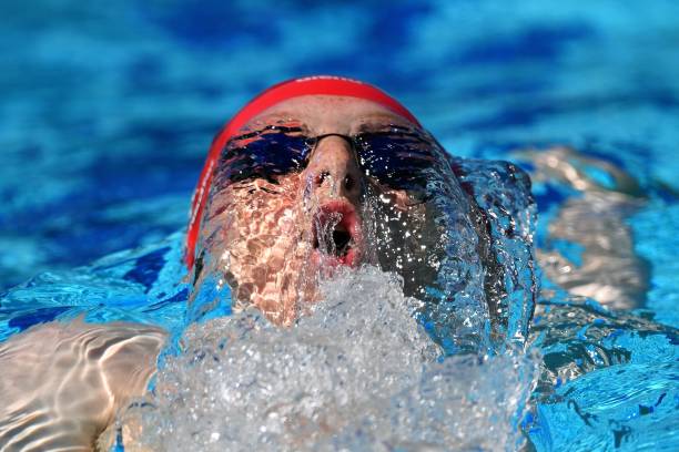 如何在郑州报名游泳教练证考试？费用是多少？