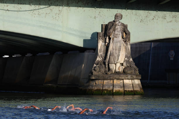 耳朵进水处理大全：从家庭疗法到医疗建议