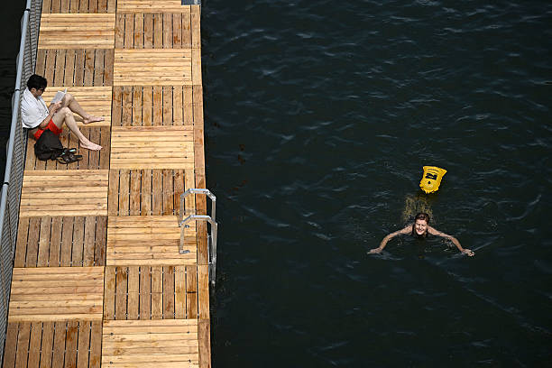 儿童游泳好处多,增强免疫力、促进大脑发育!?