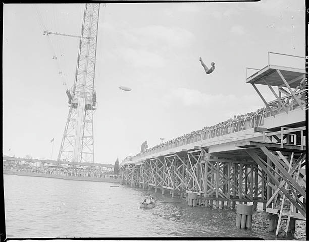 游泳馆中的社交:男性如何通过游泳建立友谊?