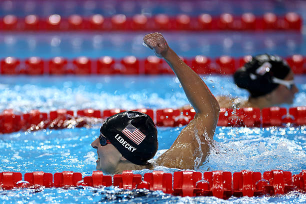 三年级上册300字日记：游泳比赛的一天