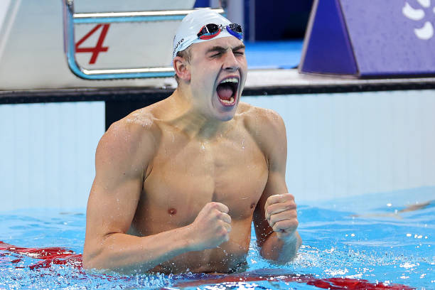 游泳动作解析:如何通过肢体协调提升游泳效率