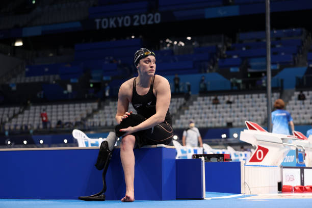 游泳竞赛编排规则与裁判工作协调