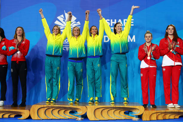 游泳教练的赚钱途径：除了教学还有哪些收入来源？