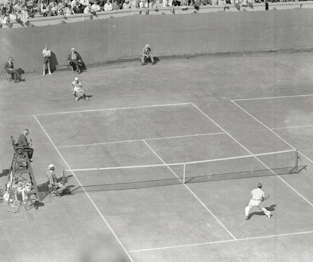 第四轮战况：八强席位争夺激烈